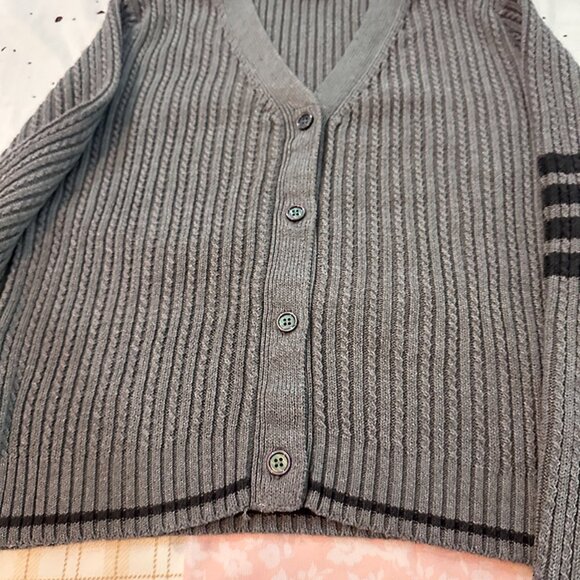 Onitsuka Tiger Classic White Sneakers With Blue And Red Contrast Stripes - Picture 3 of 6